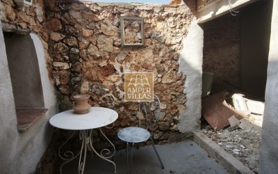 Casa de pueblo en Altea la Vella, en 2 plantas con varias terrazas.